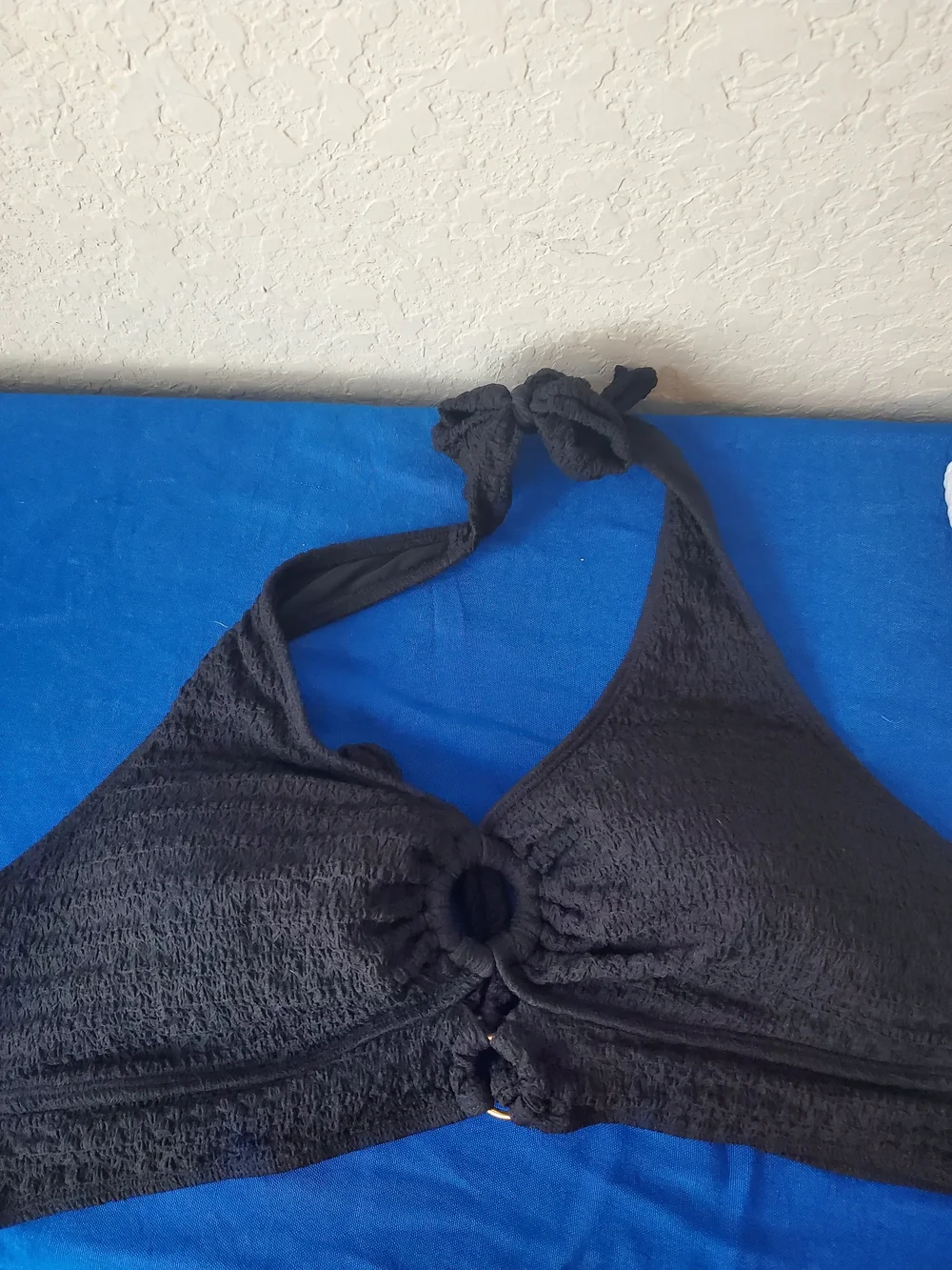 Lot of 2 Halter Bikini Tops 2XL Black Crochet O-Ring White Ribbed Pleated Swim
